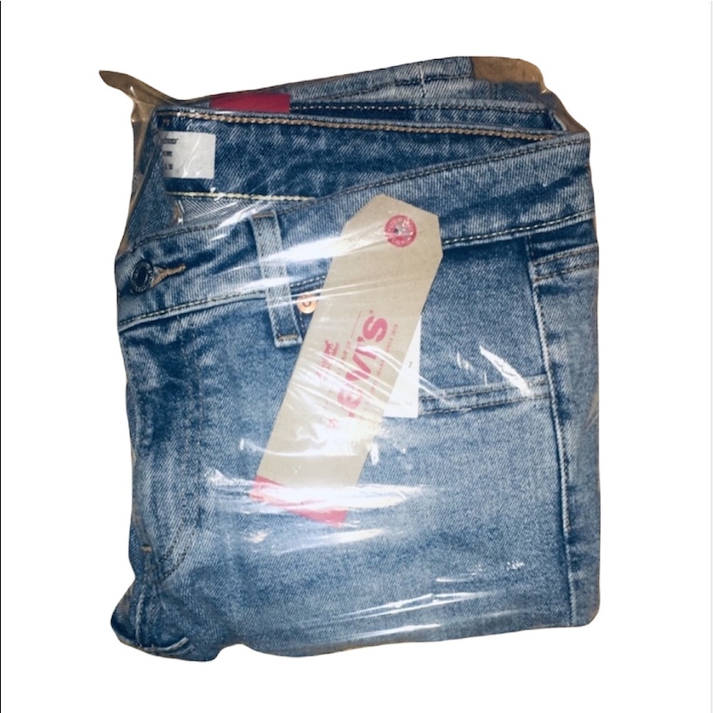 NWT Levi’s: 30x30 Light Blue Altered Skinny Jeans - Picture 7 of 8